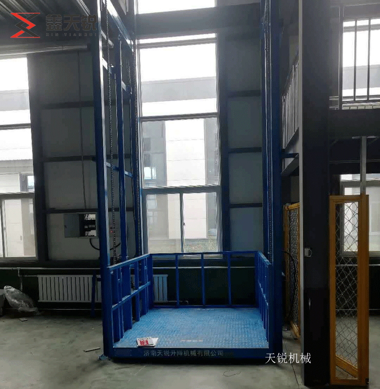 青岛导轨式升降机验收合格