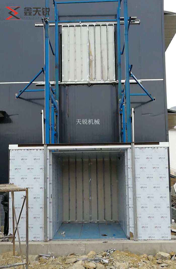 青岛轿厢式升降货梯
